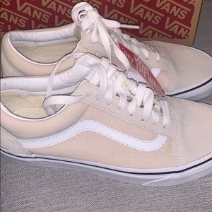 Old Skool Vans in birch/true white